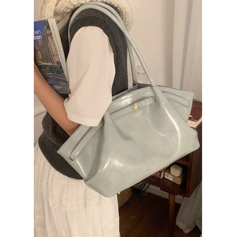 undefined,5876897562713