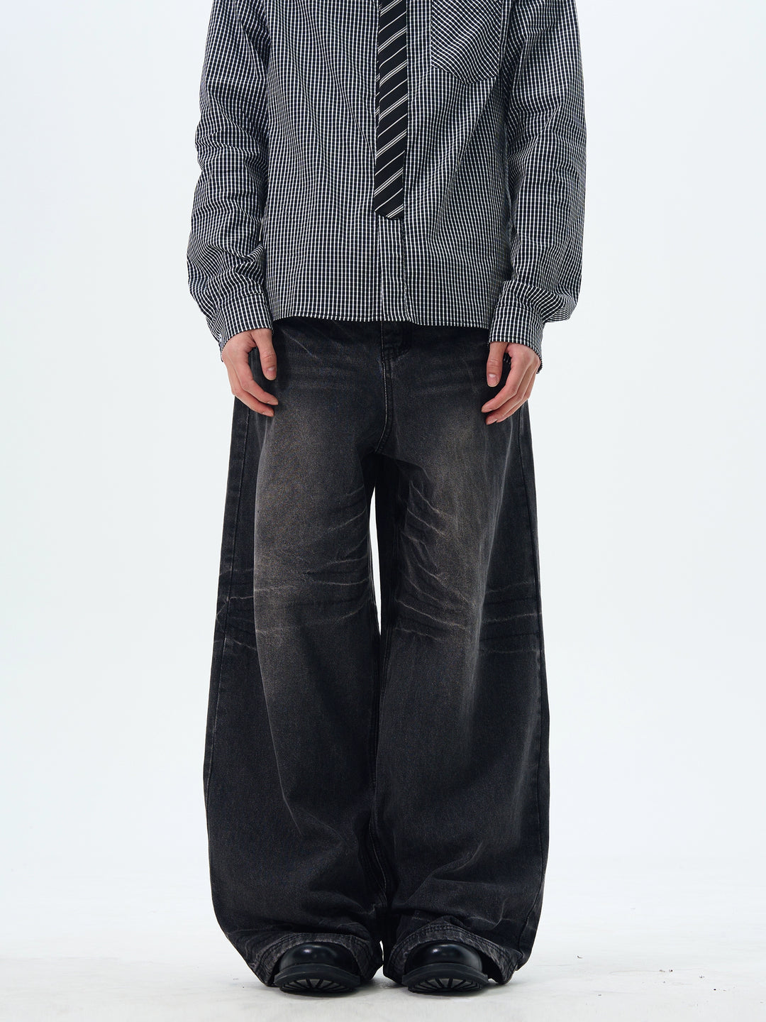 Jeans rectos de corte holgado desgastados 