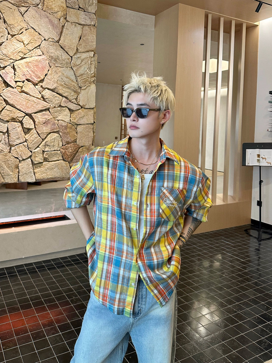 Plaid Casual Button-Up Shirt