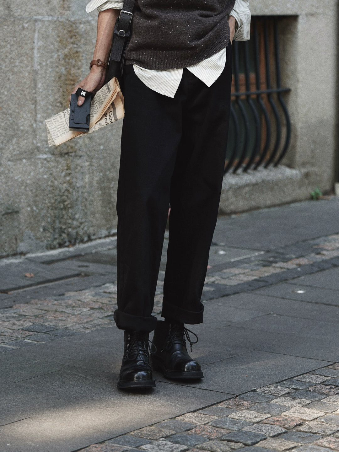 Pantalones rectos relajados de sarga de algodón lavado 
