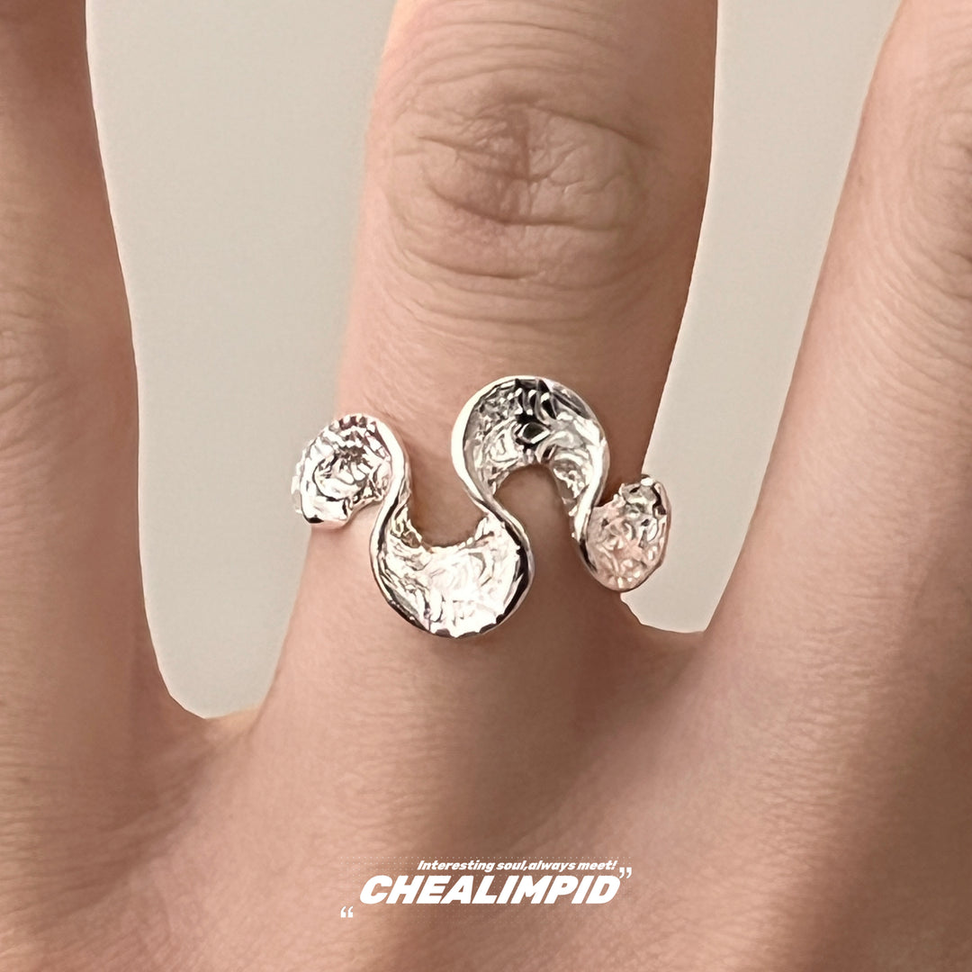 Irregular Twisted Geometric Open Ring