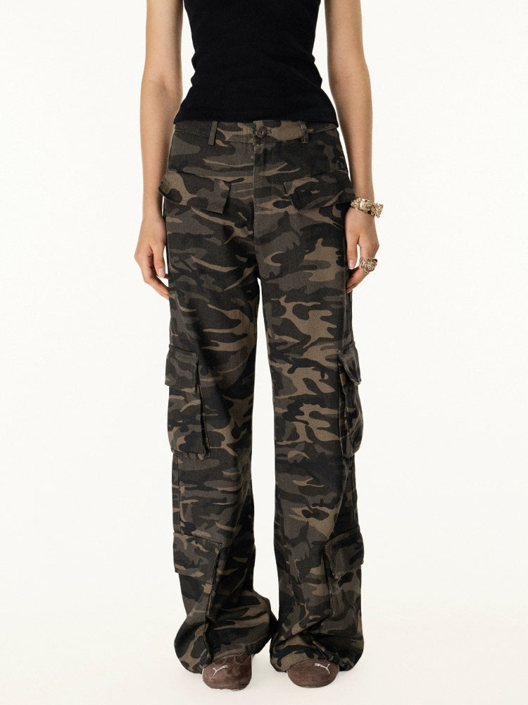 Loose Fit Camouflage Cargo Flared Pants