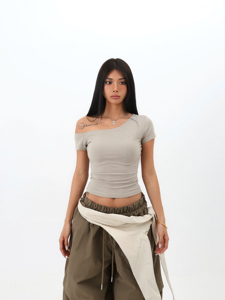 Oblique Shoulder Slim Fit Short Sleeve Top