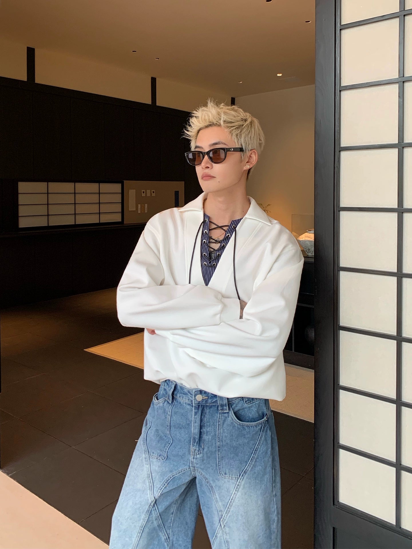 V-Yaka Dantel İpli Polo Kazak 