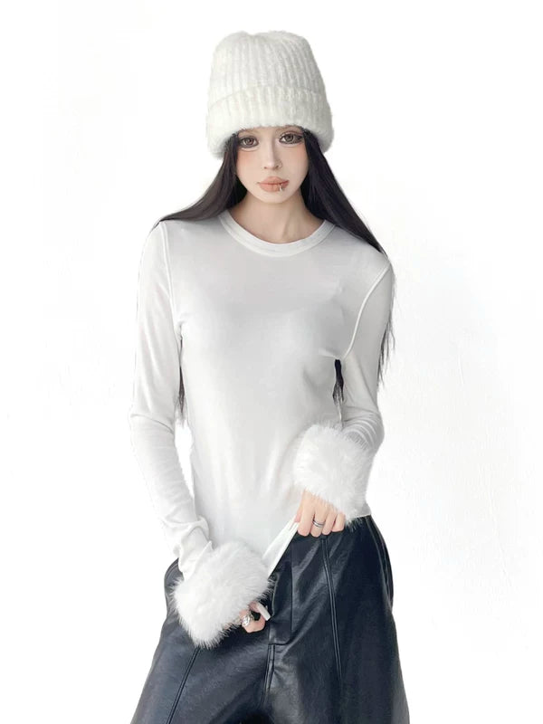 Pullover a maniche lunghe con polsini in pelliccia sintetica 