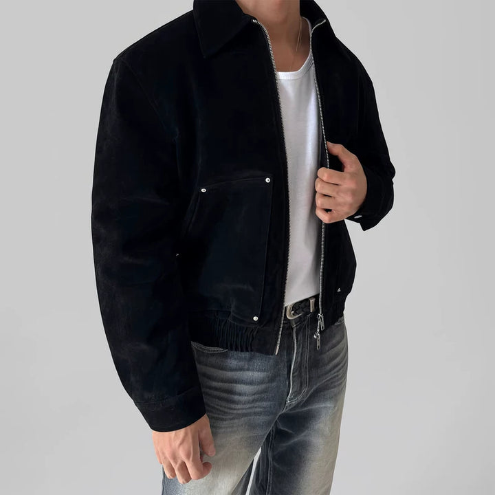 سترة قصيرة مزخرفة من جلد صناعي 