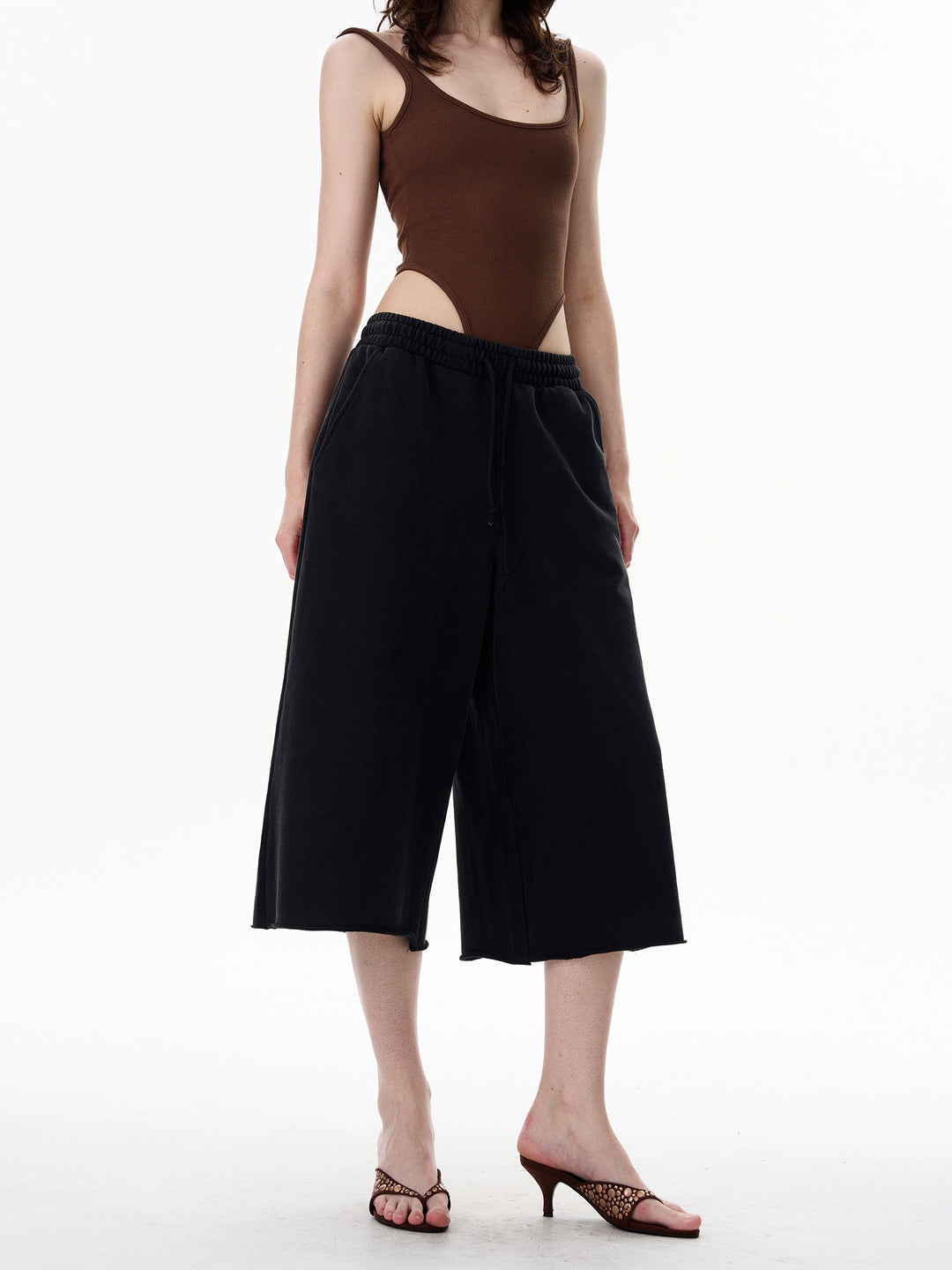 Pantalones cortos de sudadera de siete puntos sueltos Drape 