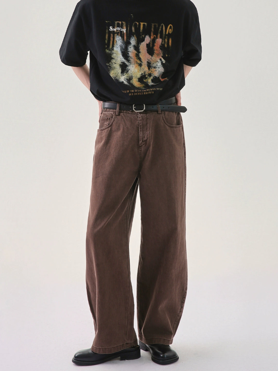 Gerade lockere, lässige Jeanshosen mit Distressed-Effekt 