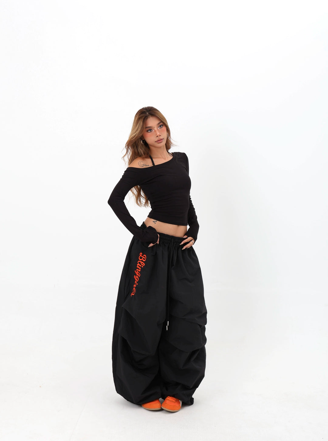 Oblique Shoulder Slim Fit Top