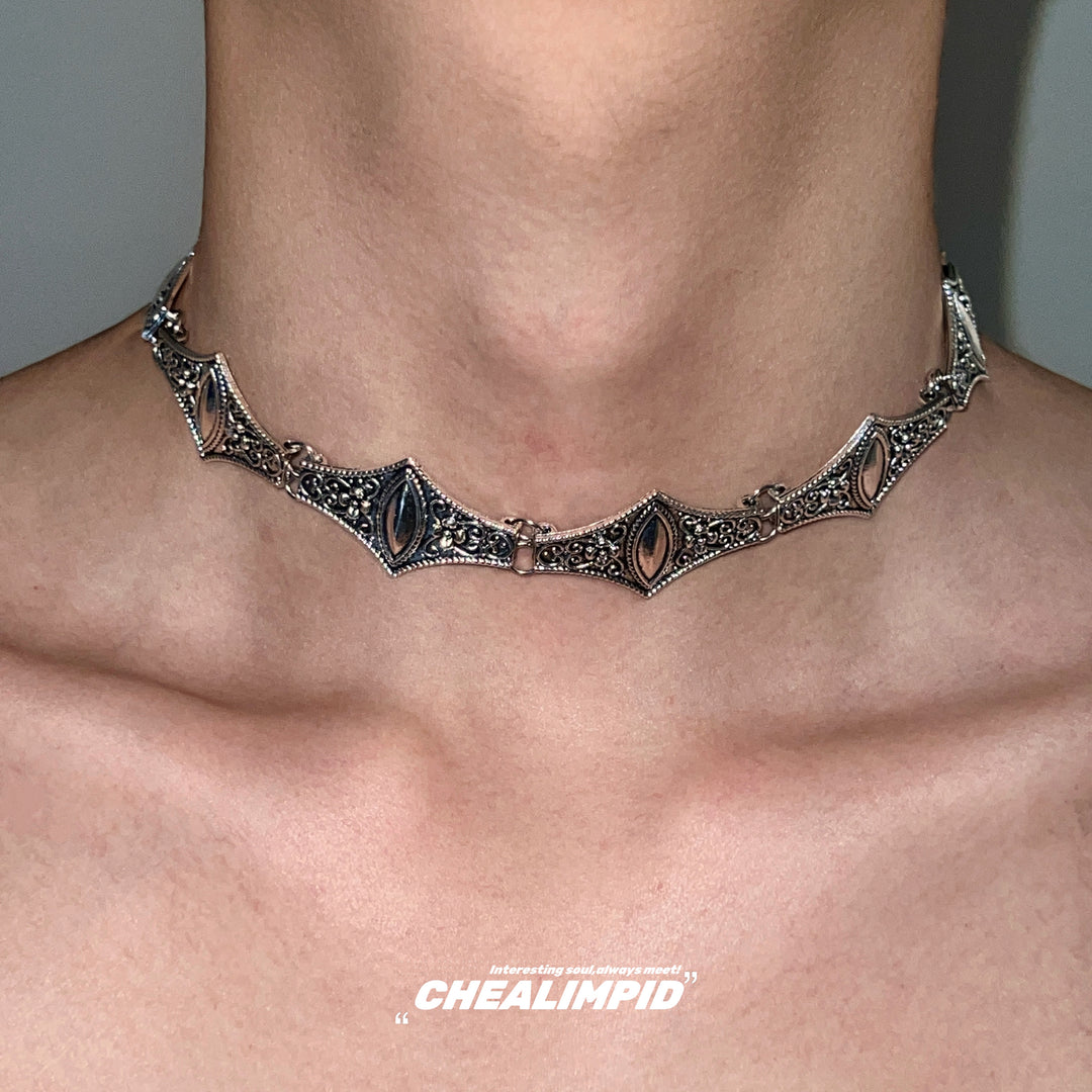 Exquisite Totem Choker