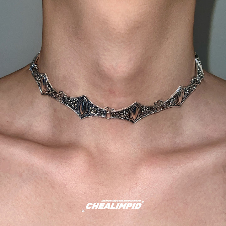 Exquisite Totem Choker