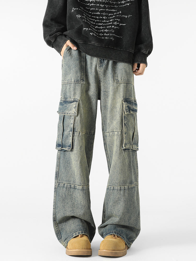 Loose Fit Cargo Jeans
