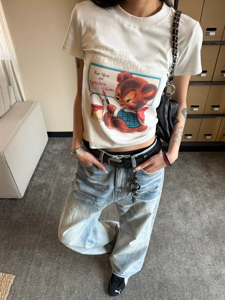 Washed Wide-Leg Pleated Jeans