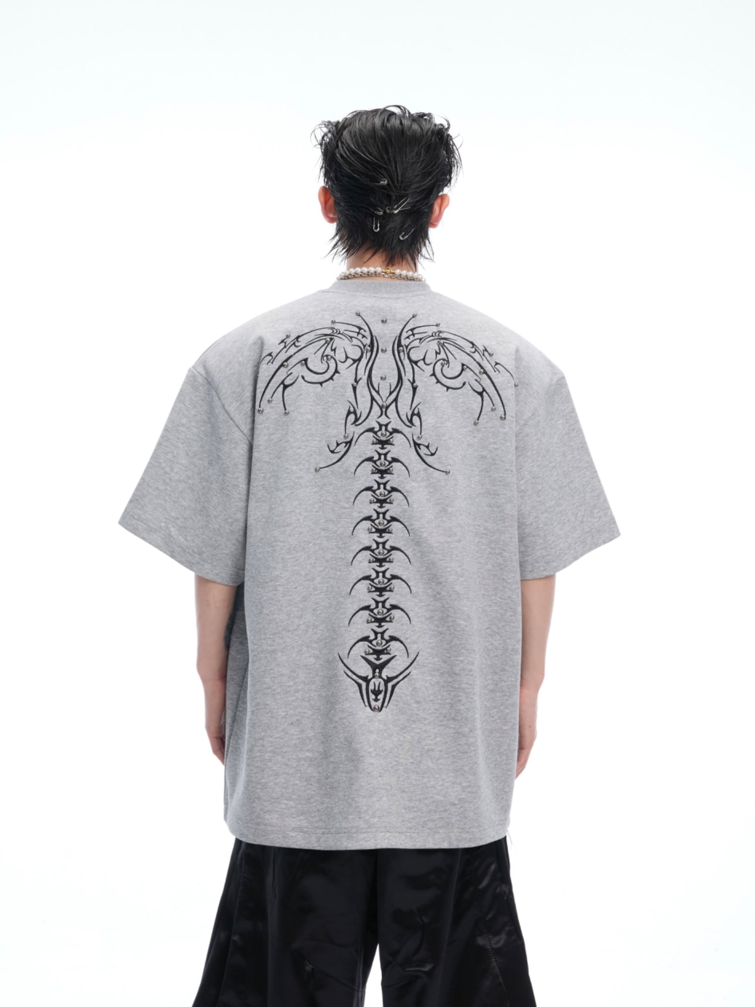 Snake Spine Embroidery Loose T-Shirt