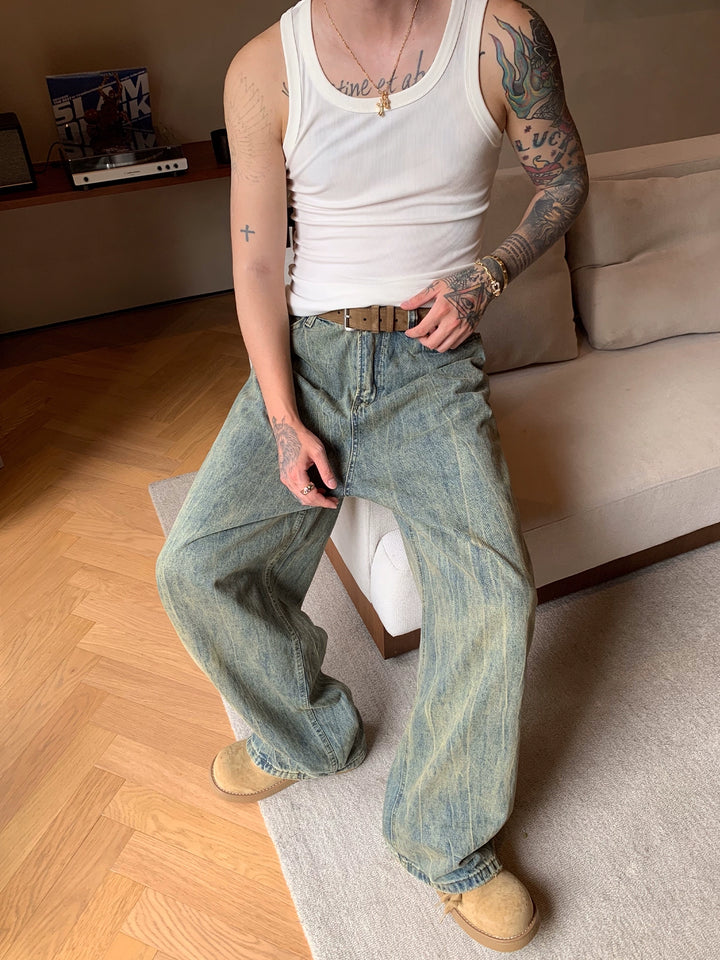 Loose Distressed Straight Jeans