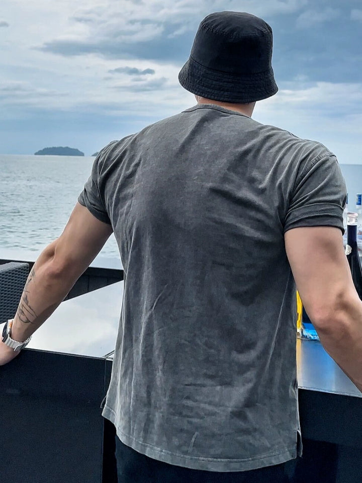 Distressed kortärmad Henley träningsskjorta 