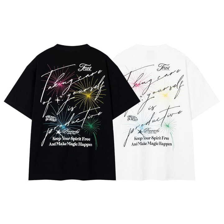 Camiseta de Algodão com Estampa de Fogos de Artifício e Manga Curta 