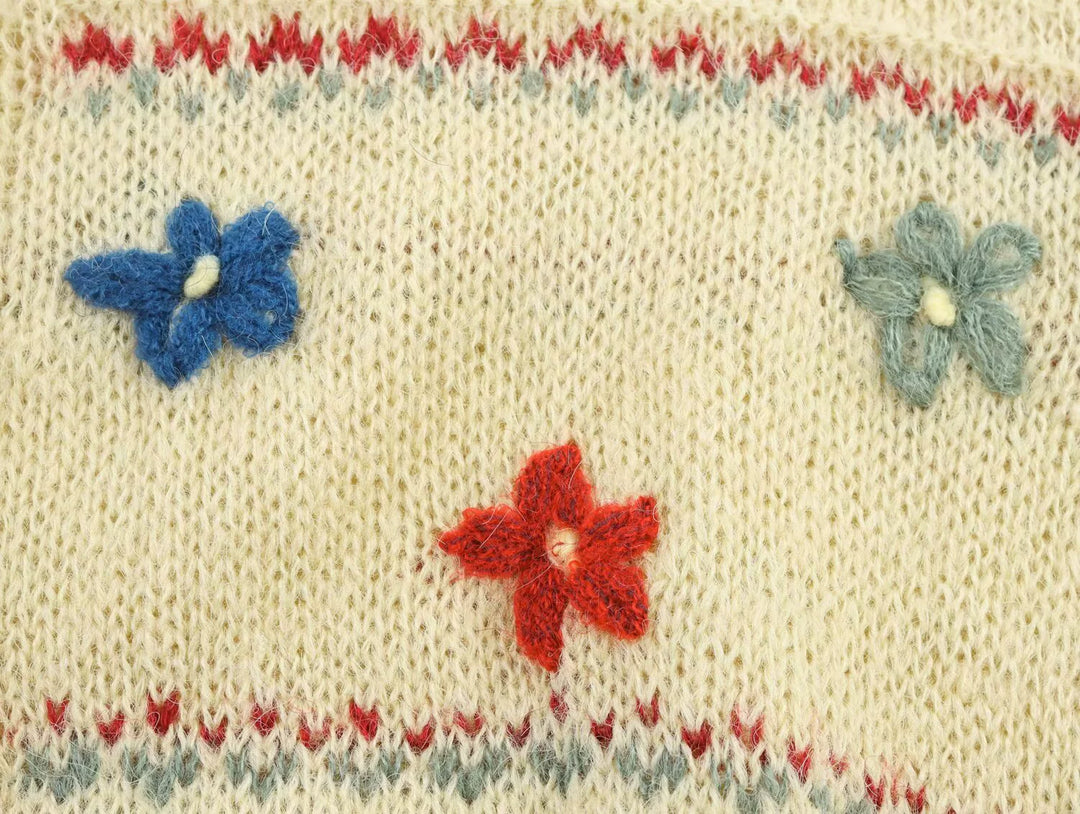Cárdigan de punto suelto con flores bordadas 