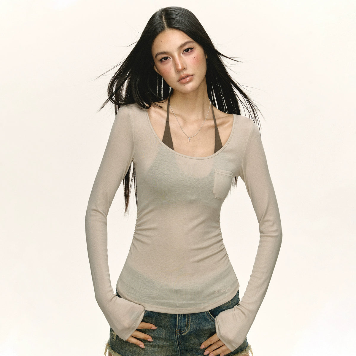 undefined,6075010519195,6075010519196,6075010519197,6075010519198