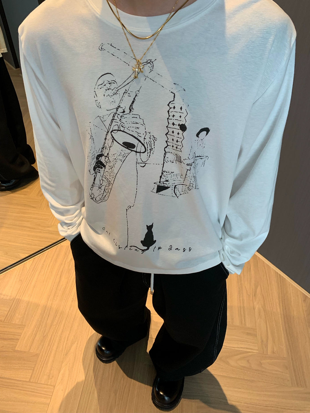 Portrait Print Pullover