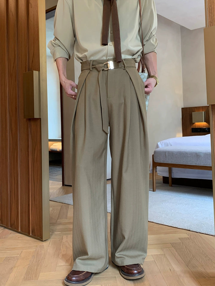 Pantalons décontractés à jambe large ajustée 