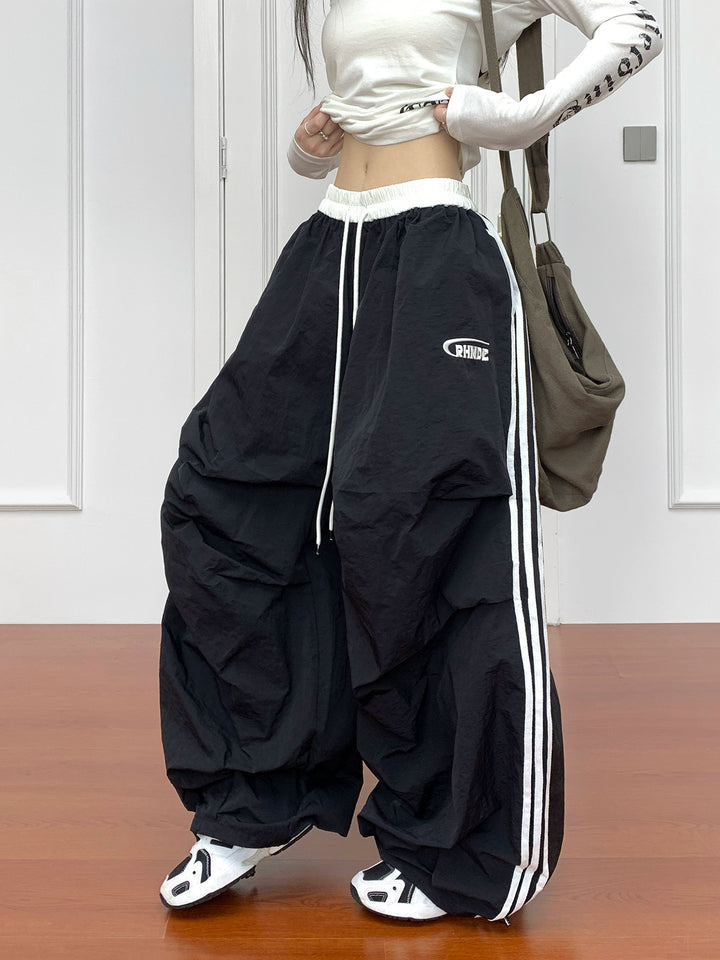 Baggy Wide-Leg Pleated Paratrooper Pants