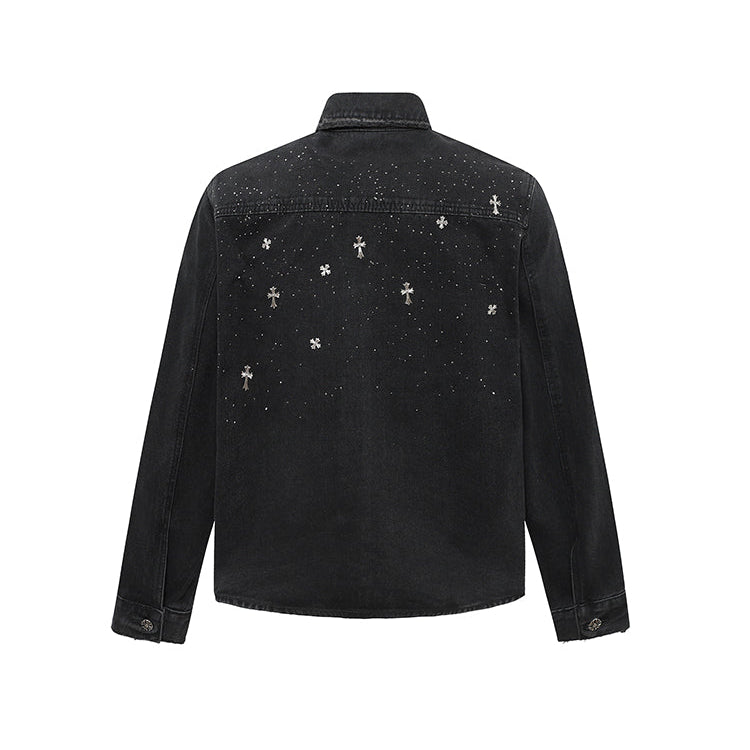 جاكيت جينز مزين بأزرار متلألئة 