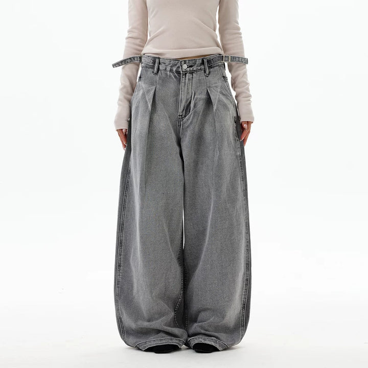 Jeans plissés à taille ajustable et jambes larges 