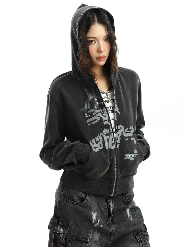 Chaqueta con capucha y cierre de graffiti 