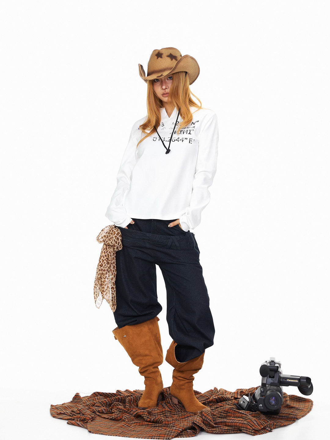 Letter Print V-Neck Long Sleeve Pullover