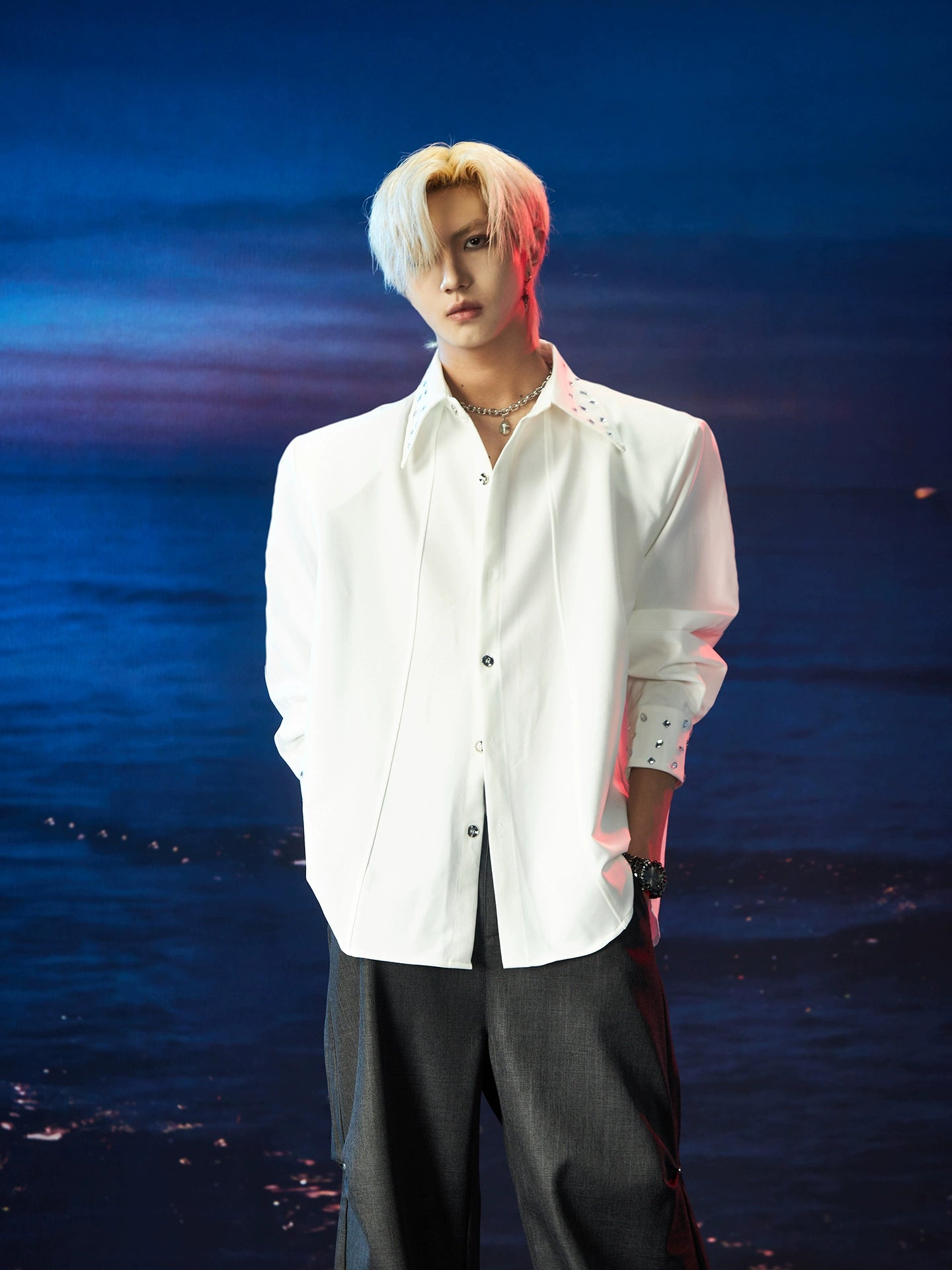 قميص بأكمام طويلة فضفاضة بنمط الماس 