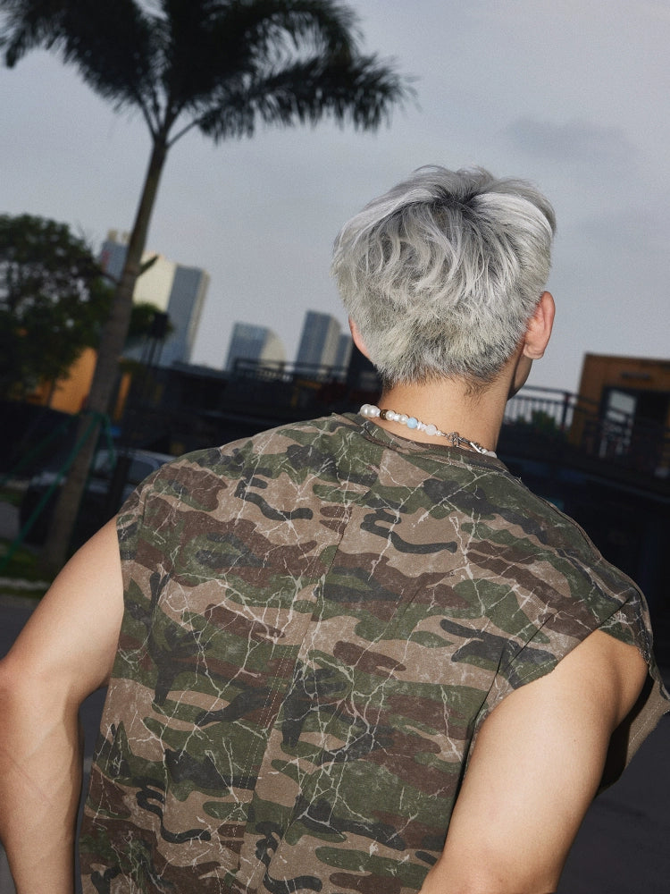 Gilet sans manches en coton camouflage brodé 