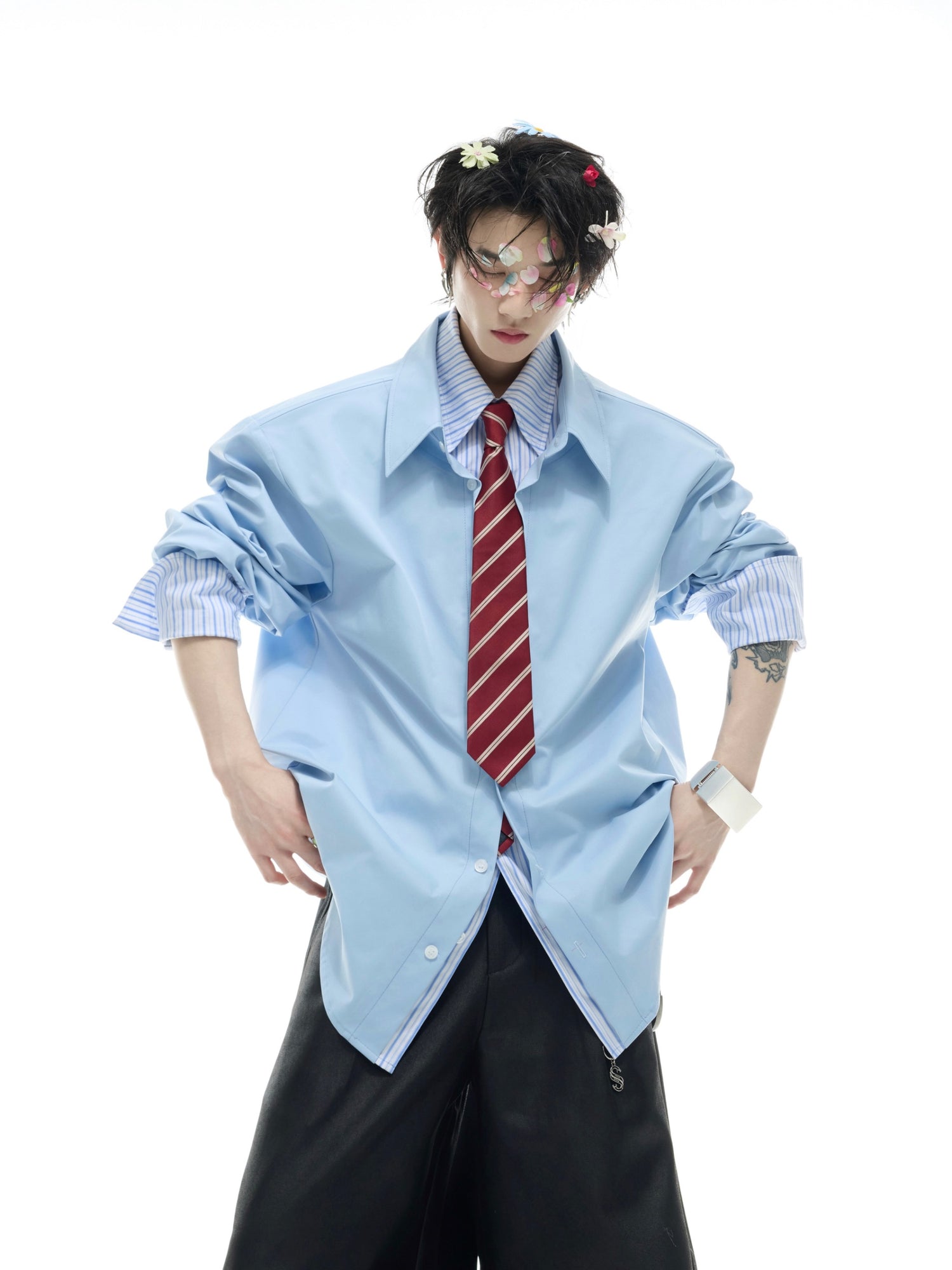 قميص قطعتين بتصميم مخطط ومفصول 