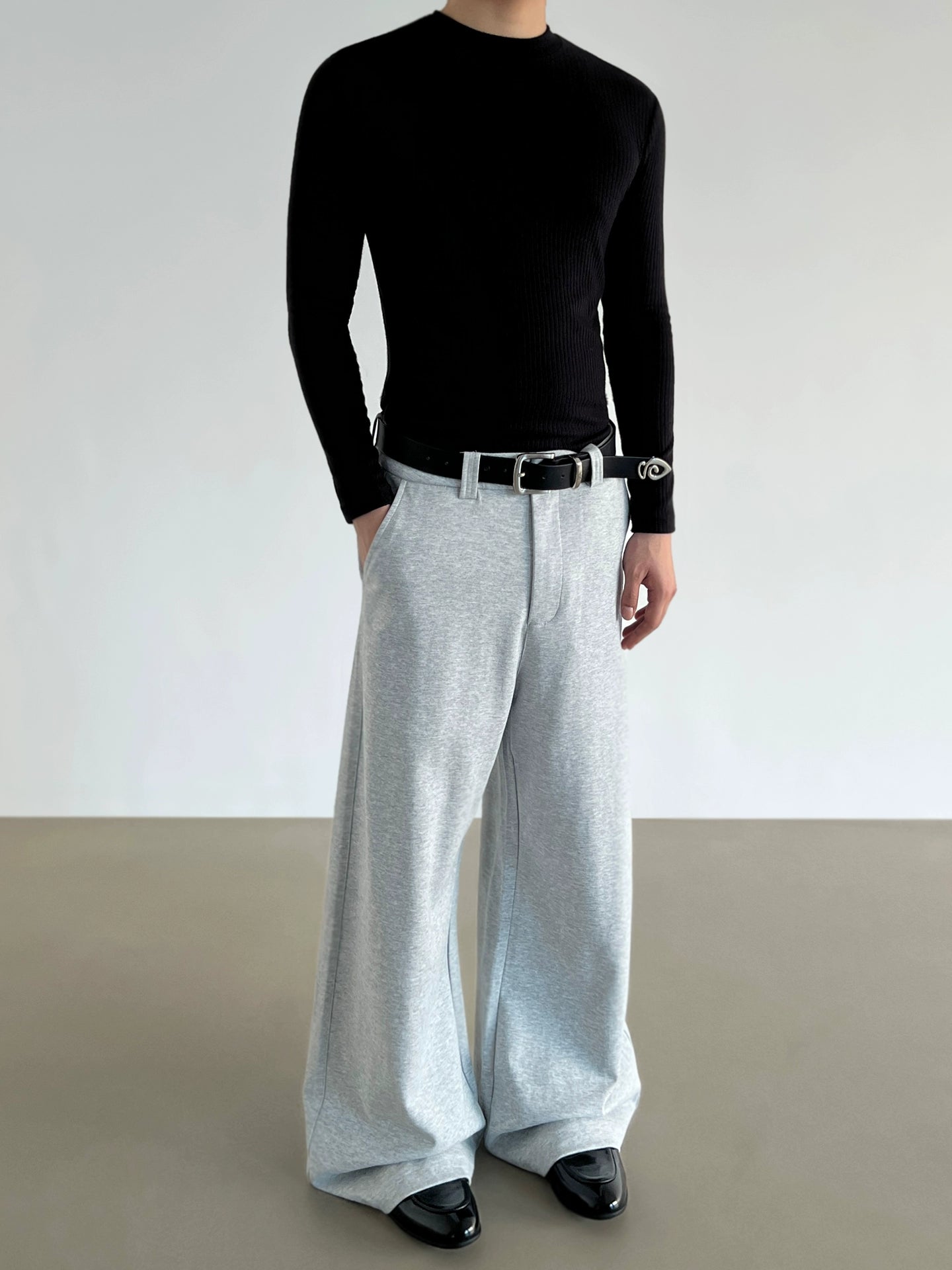 Bol Sarkan Rahat Eşofman Altı 