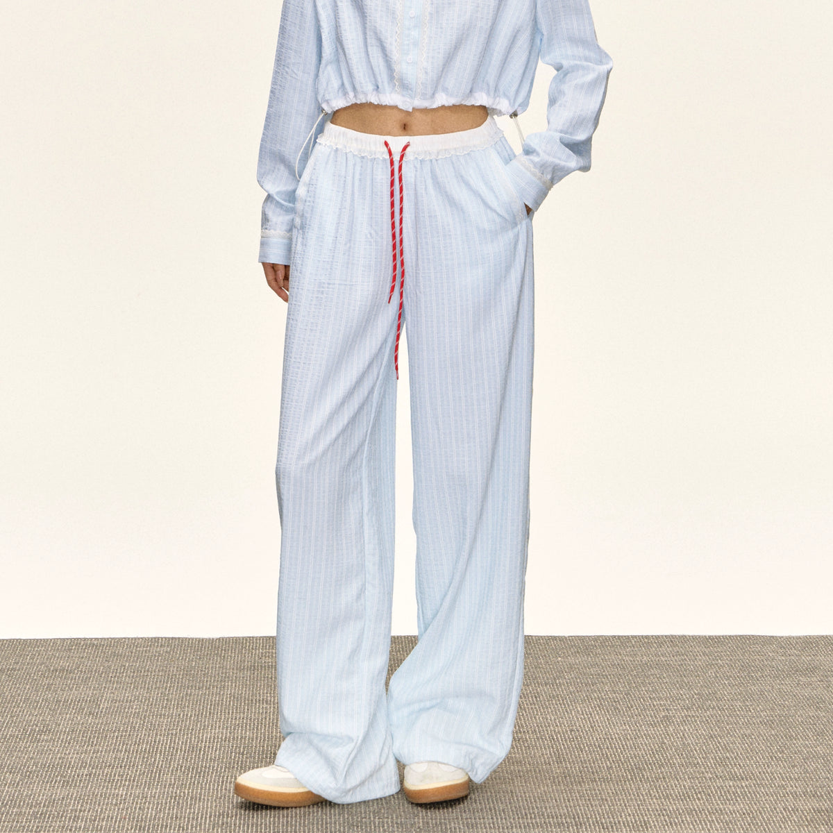 undefined,6039339219105,6039339219106,6039339219107,6039339219108