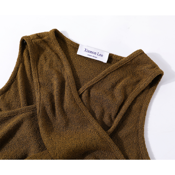 Sleeveless Crossover Neck Tank Top