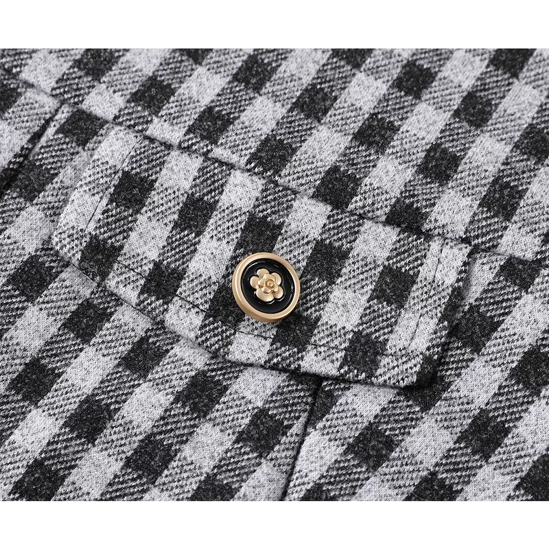 Falda corta de lana con pliegues de cuadros 