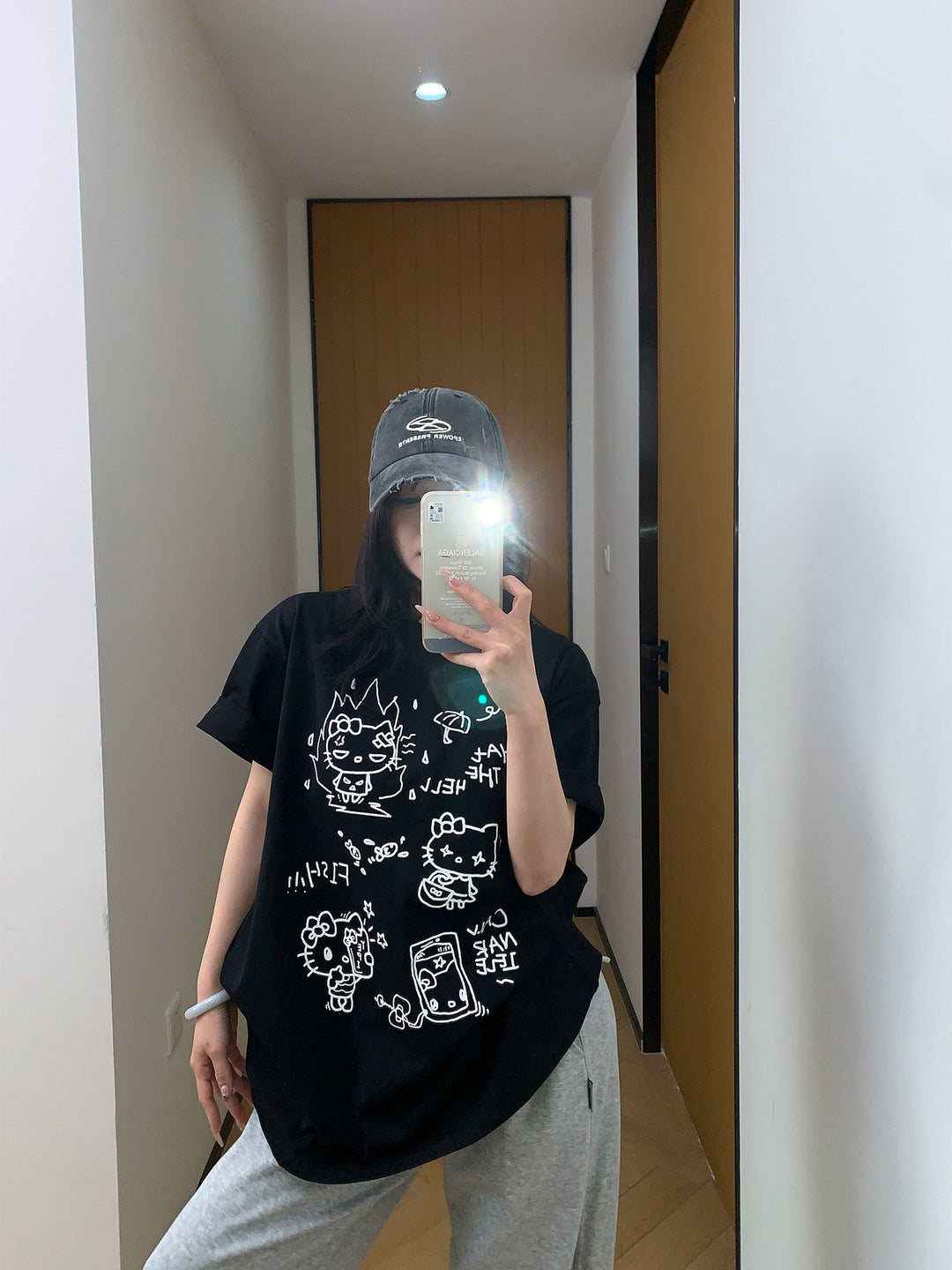 Cartoon Cat Graphic Loose Fit T-Shirt