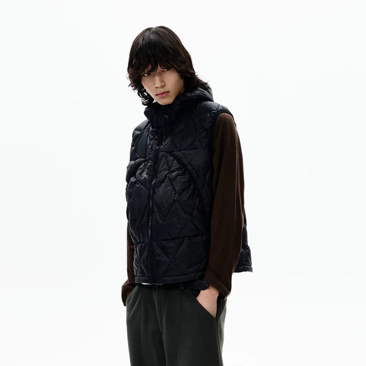 Chaleco acolchado con capucha estilo callejero 