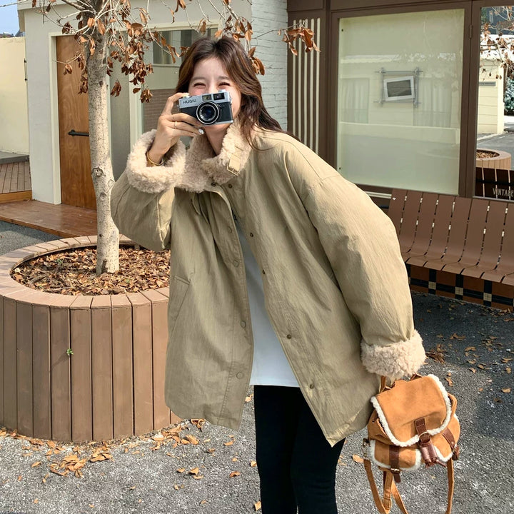 מעיל פוך עם כובע וריפוד צמר כבש 