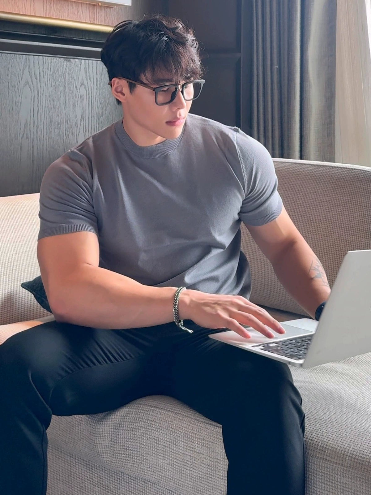 Double Yarn Elastic Short-Sleeve T-Shirt