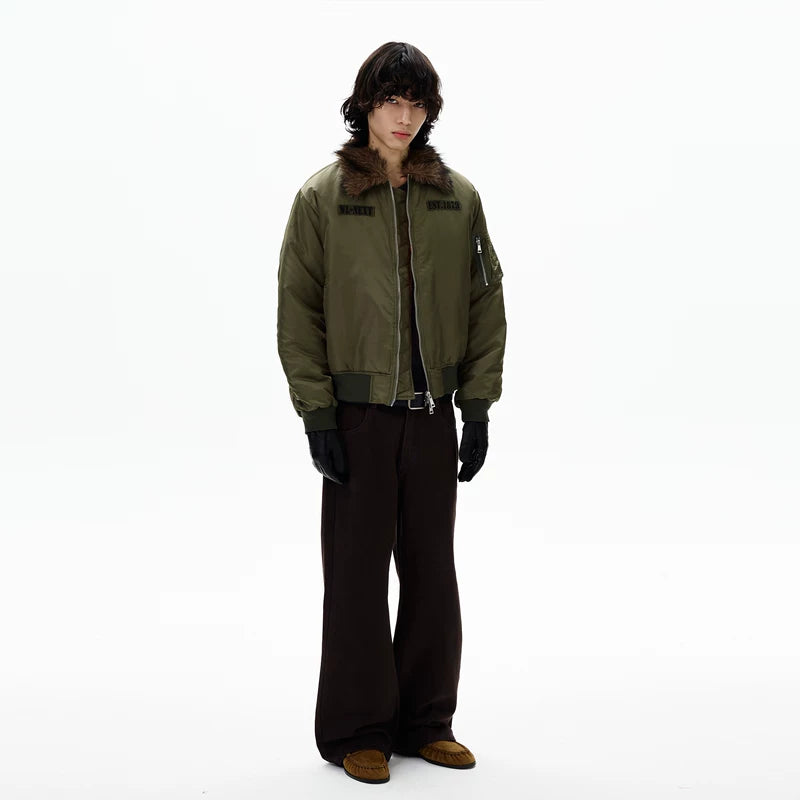 بنطلون واسع غير رسمي بتصميم رجعي 