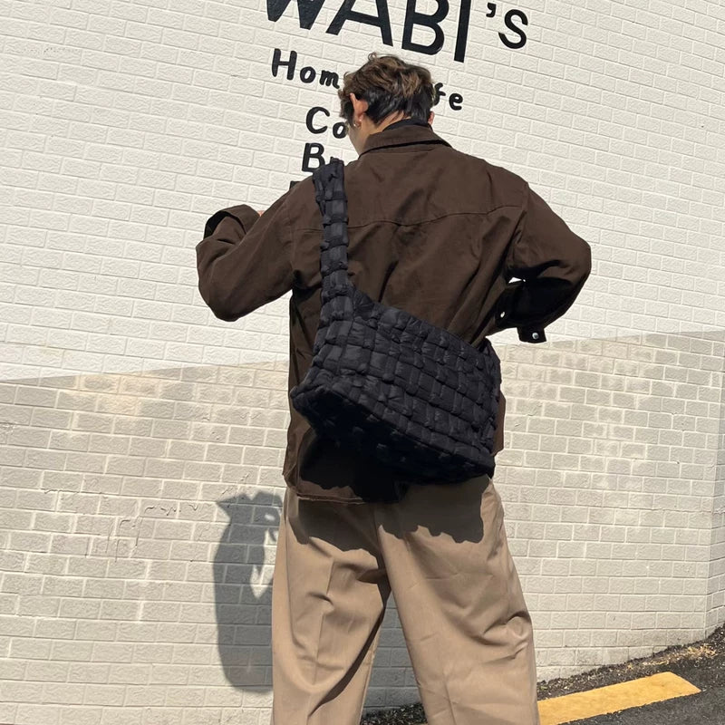 حقيبة كتف كبيرة السعة مصنوعة من القماش المنسوج 