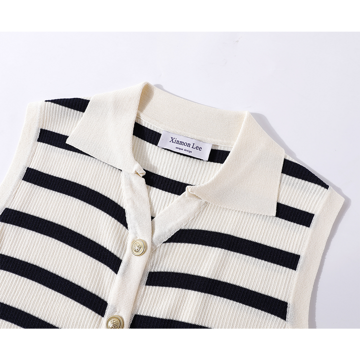 Gilet en tricot à col polo rayé 