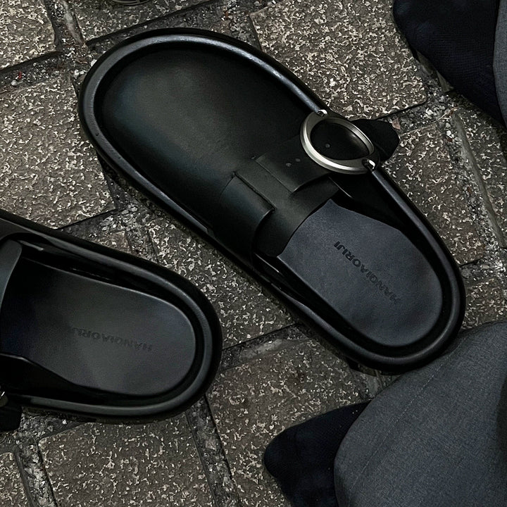 Tjocksålda Slip-On Stängd Tå Mules 