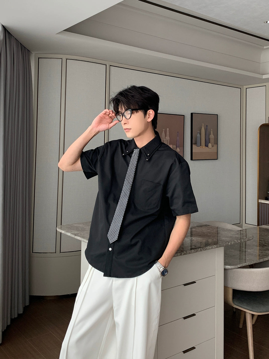 Kurzärmliges lässiges Button-Up-Shirt 