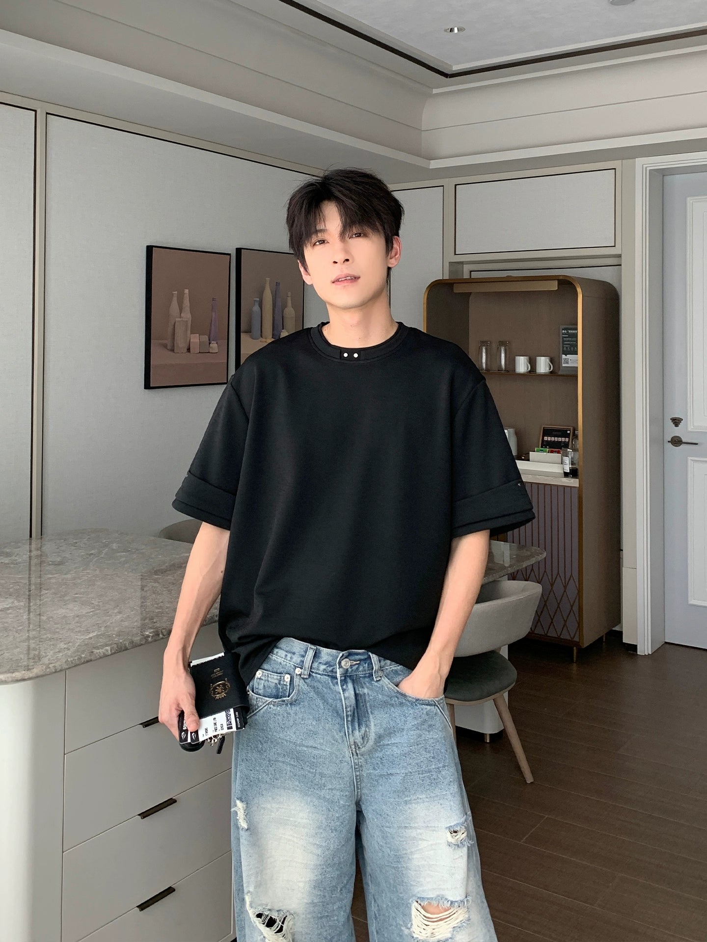 قميص بولو قصير الأكمام بتصميم فضفاض 