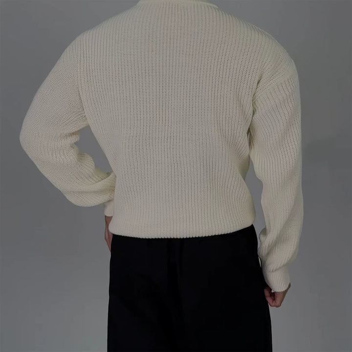 سويتر محبوك برقبة دائرية 