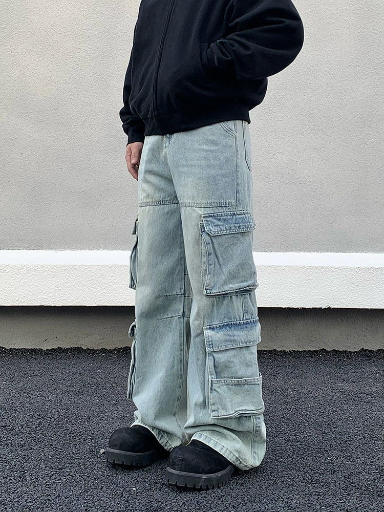 Straight-leg Multi-Pocket Cargo Jeans