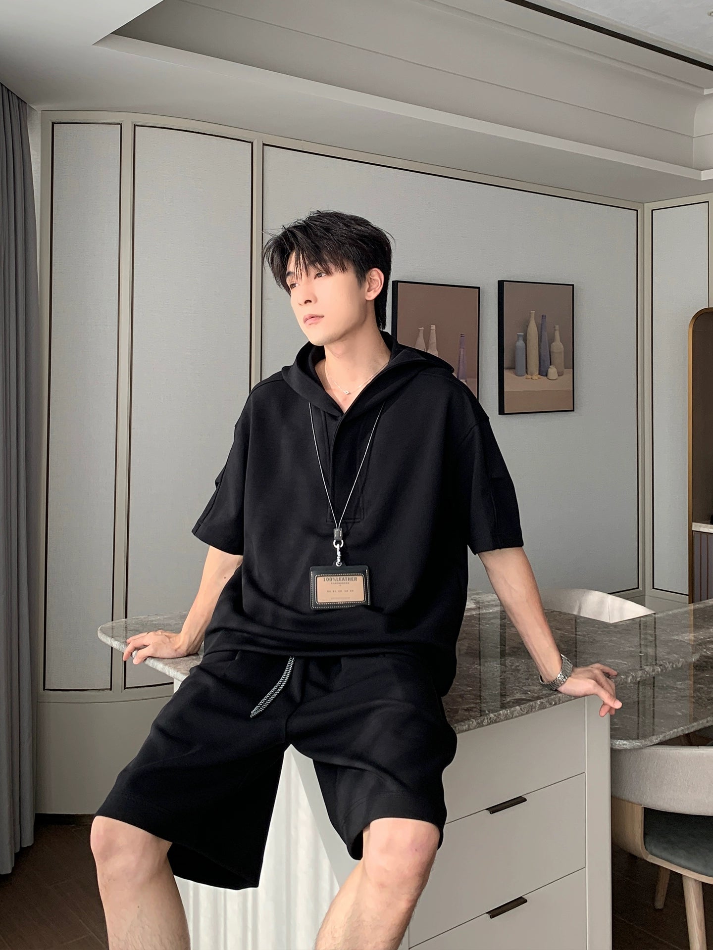 フード付きショートスリーブトップとパンツセット 